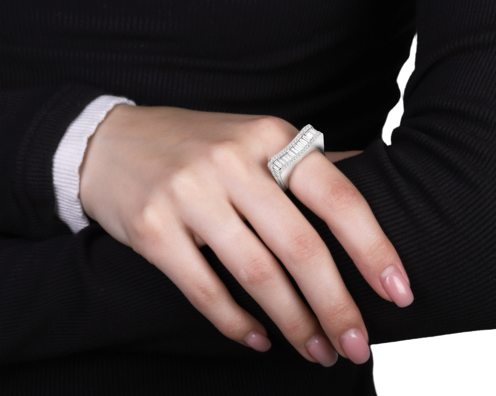 Золотое кольцо с бриллиантами 2.31ct