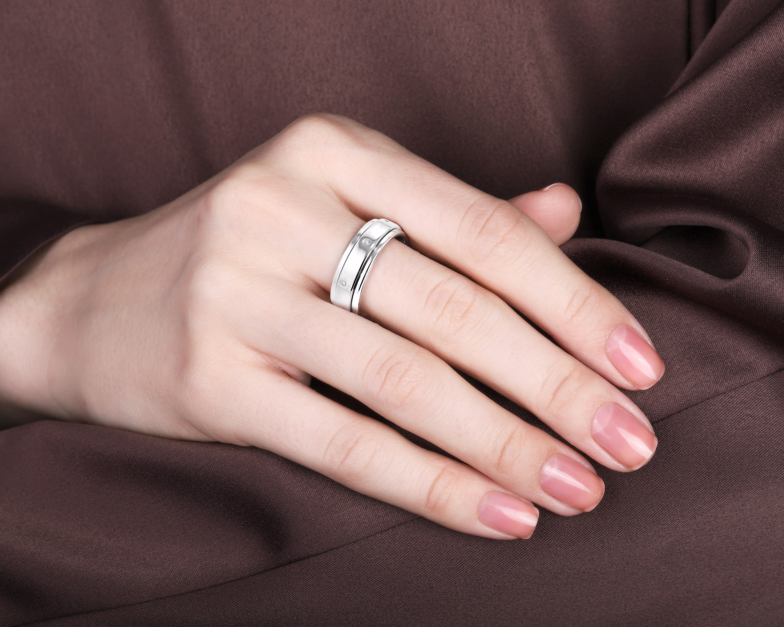 Оригинальное золотое кольцо Piaget Possession