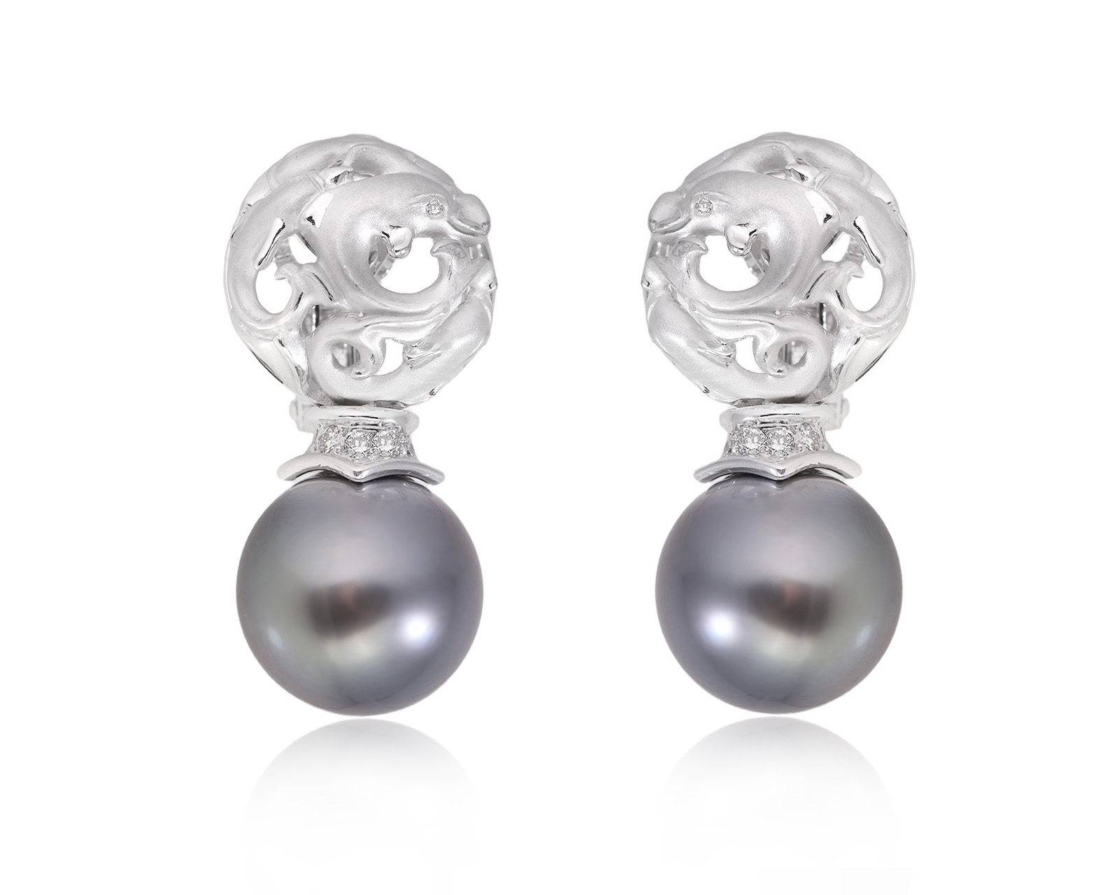 Оригинальные золотые серьги с жемчугом Carrera y Carrera Dolphin 290325/2