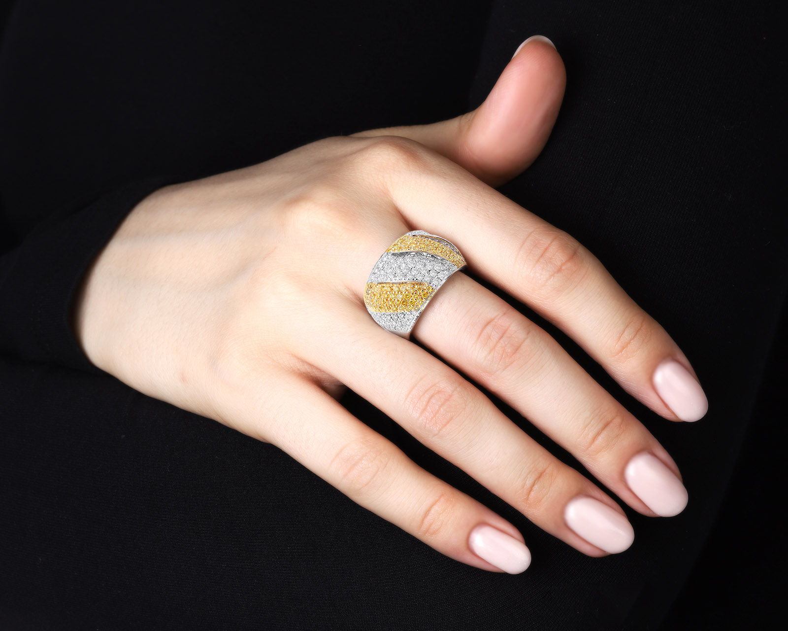 Оригинальное золотое кольцо с бриллиантами 2.21ct Luca Carati