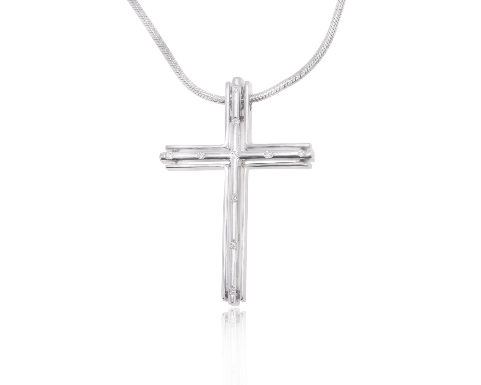 Золотое колье с бриллиантами 0.05ct