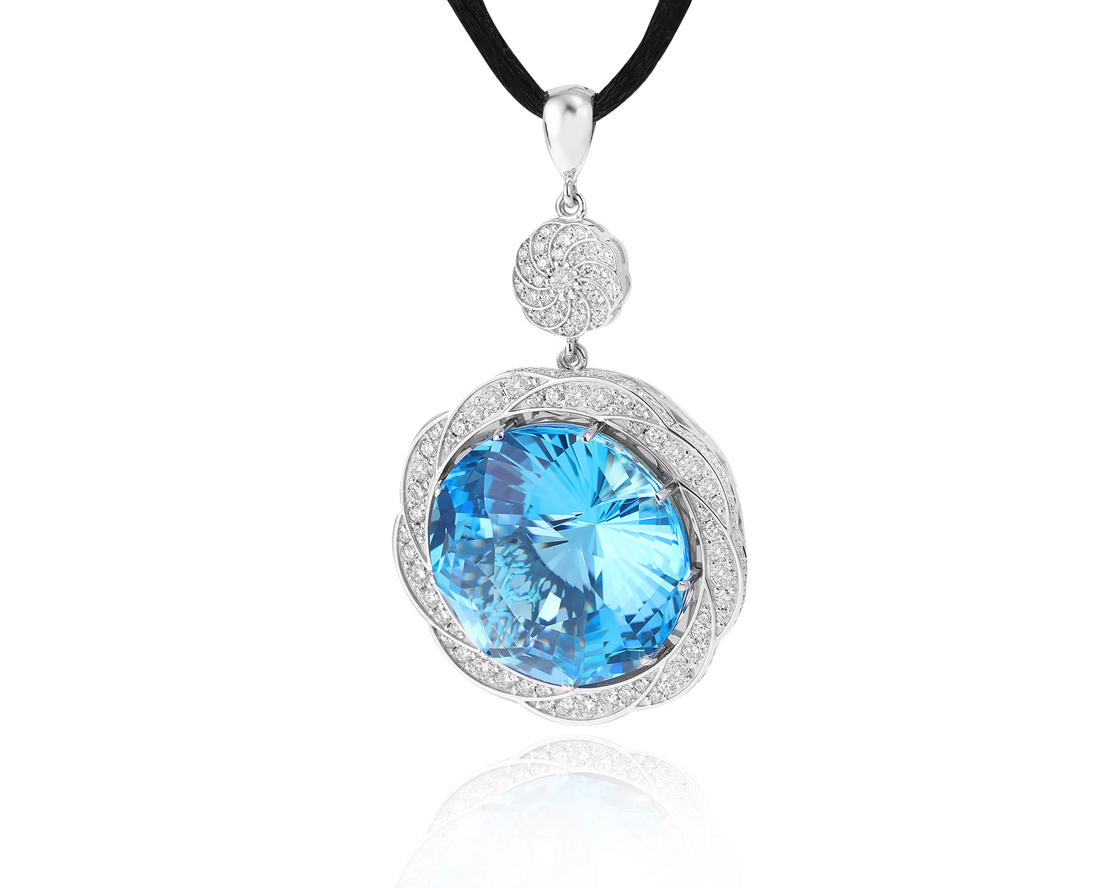 Золотой кулон с топазом 32.80ct и бриллиантами 1.15ct 190224/1