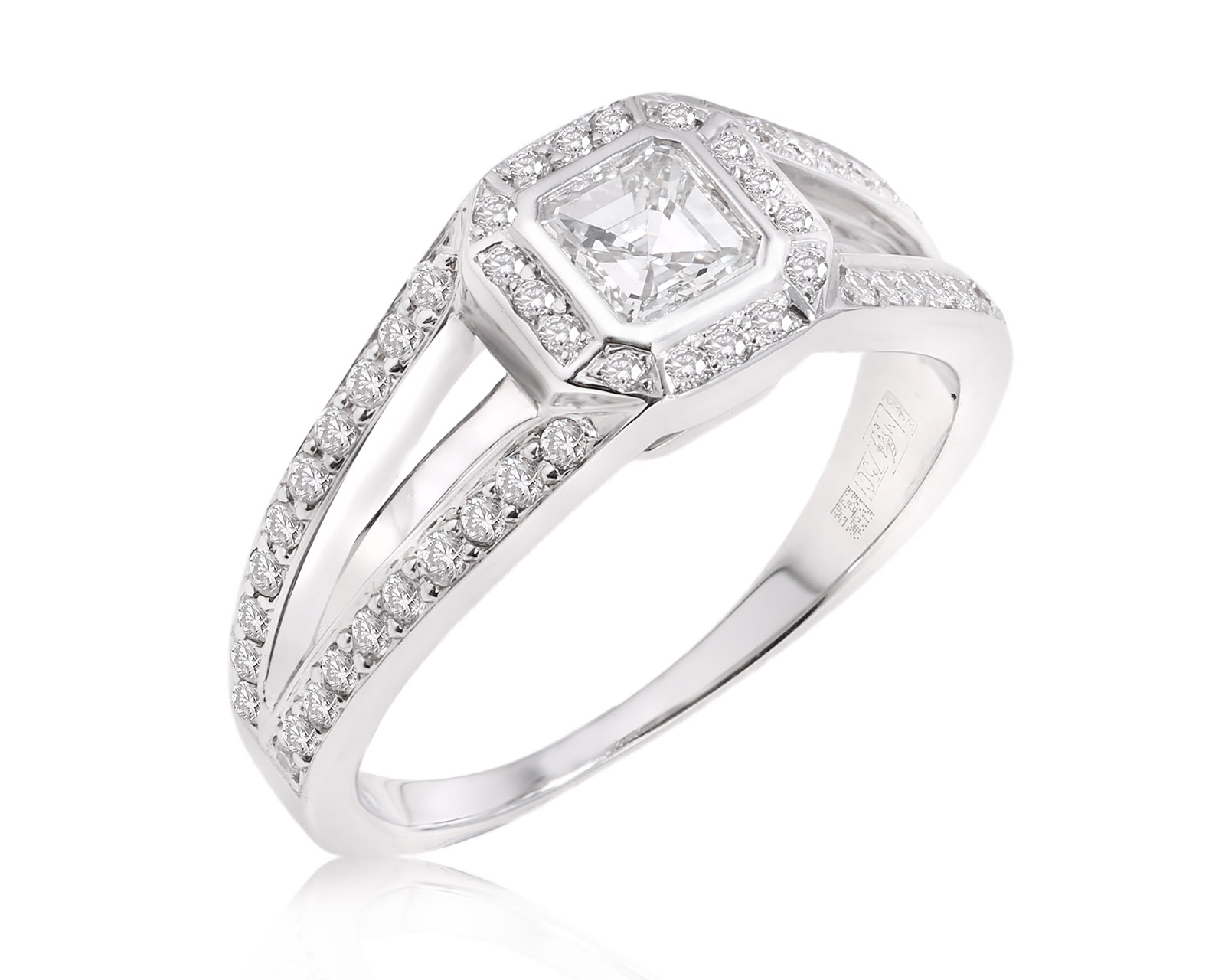 Золотое кольцо с бриллиантами 0.65ct