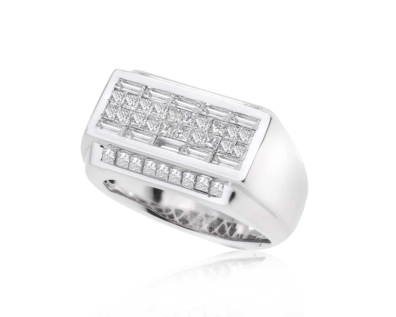 Золотое кольцо с бриллиантами 2.55ct