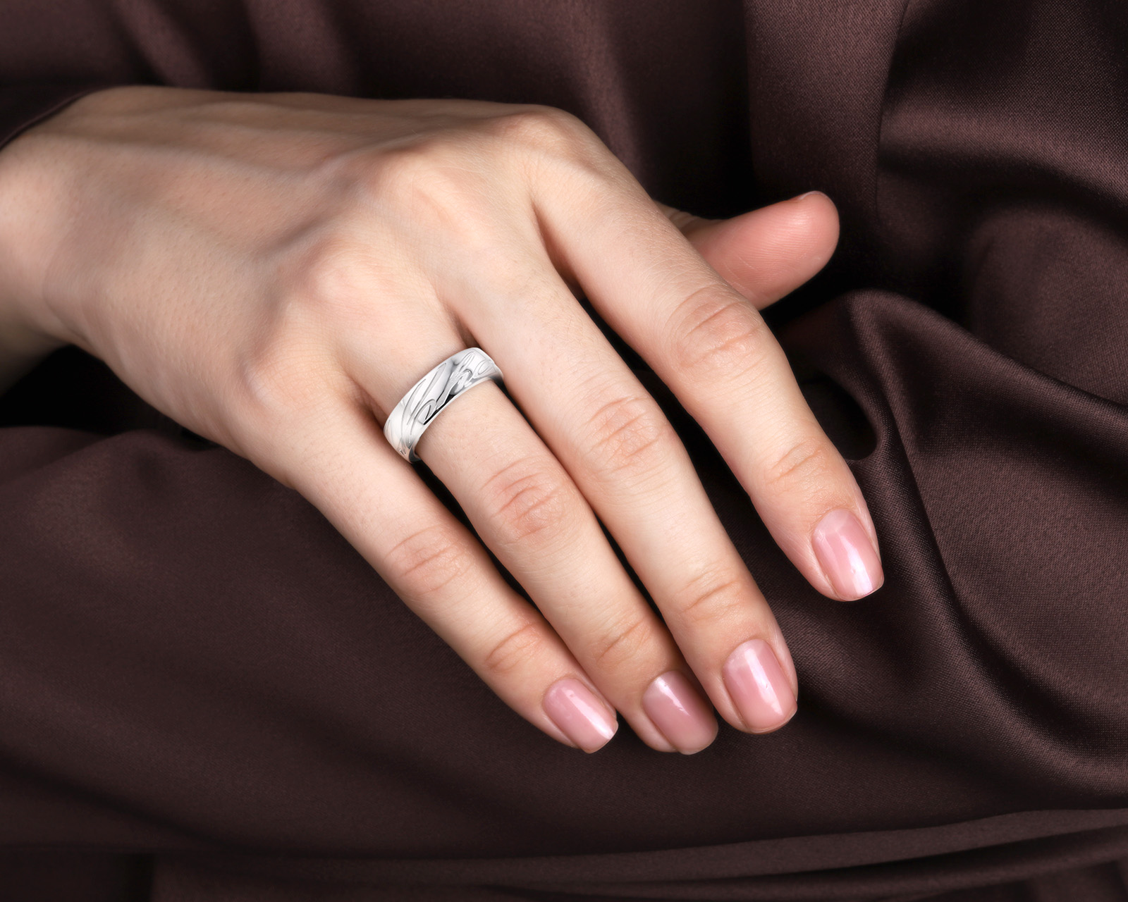 Оригинальное золотое кольцо Chopard Chopadissimo