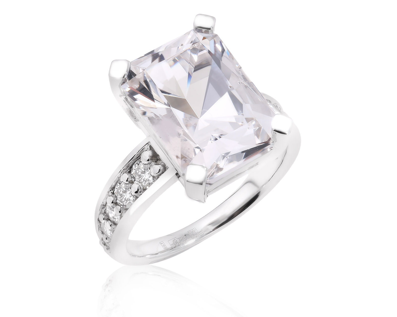 Золотое кольцо с данбуритом 8.34ct Evgeny Matveev