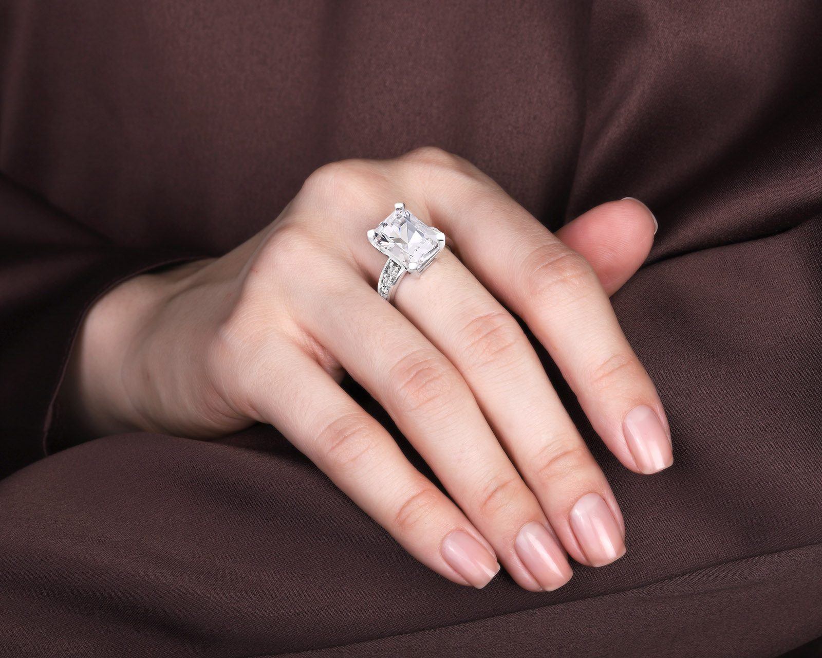 Золотое кольцо с данбуритом 8.34ct Evgeny Matveev