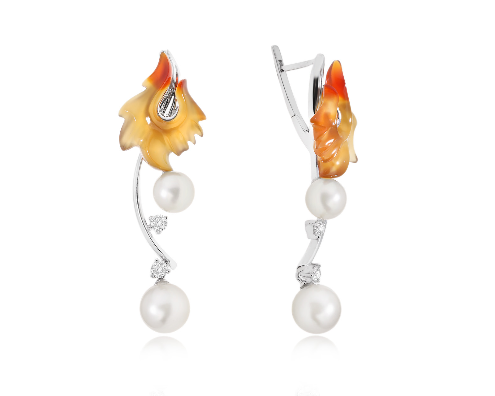 Золотые серьги с сердоликом и жемчугом 7.40-8.80 мм