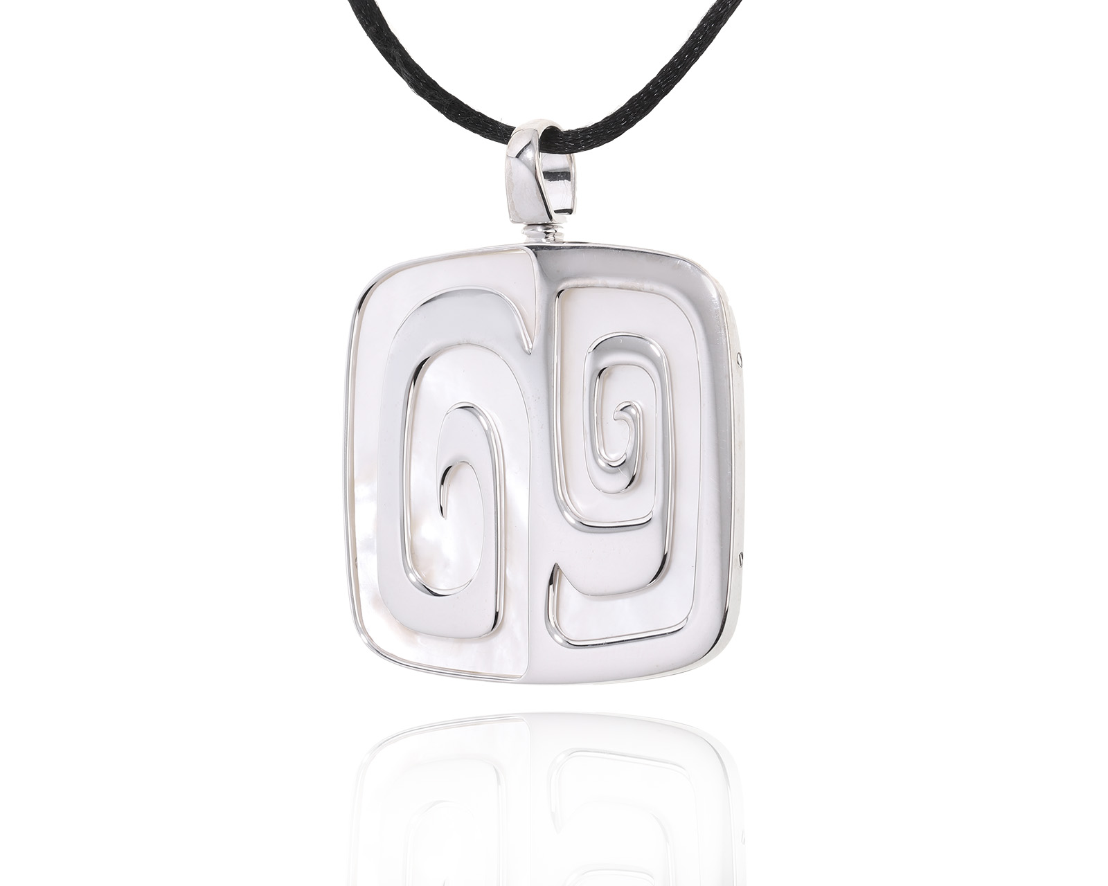 Оригинальный золотой кулон с перламутром 60.15ct Bvlgari 080523/2