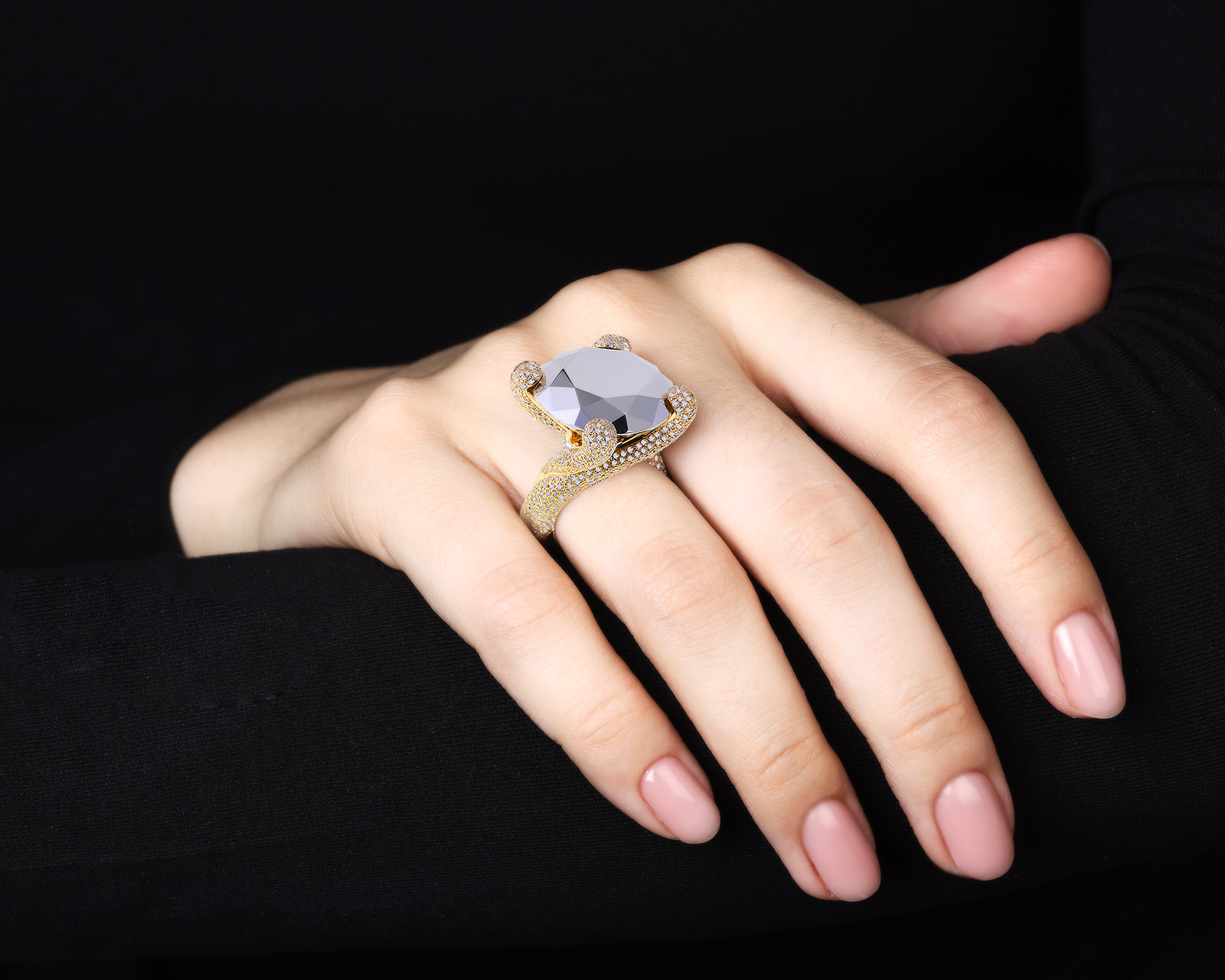 Оригинальное золотое кольцо с бриллиантами 2.62ct Chopard