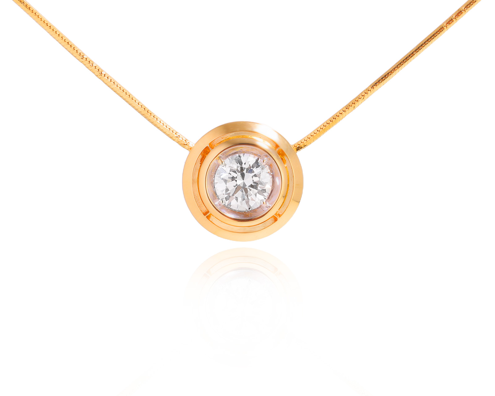 Золотое колье с бриллиантом 0.51ct 990191/2