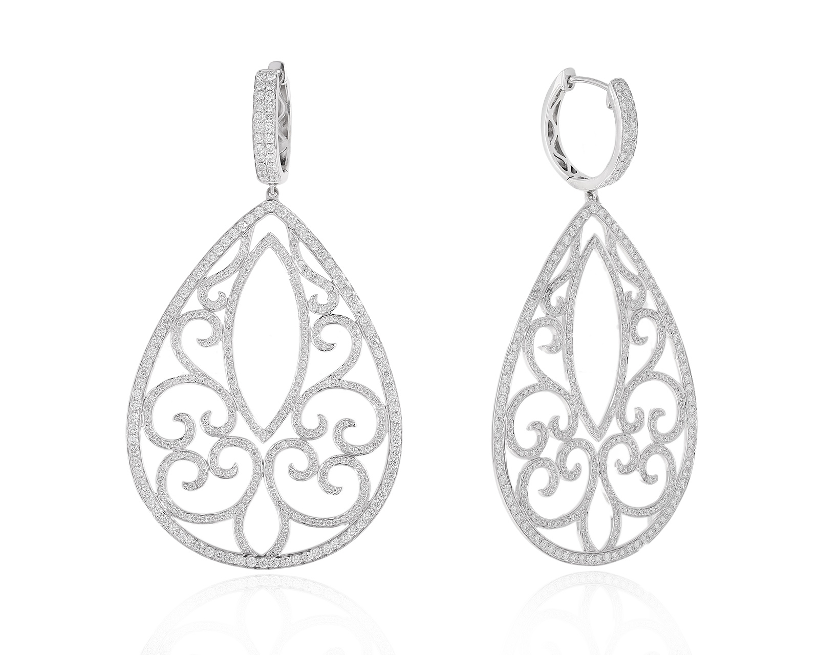 Золотые серьги с бриллиантами 3.88ct