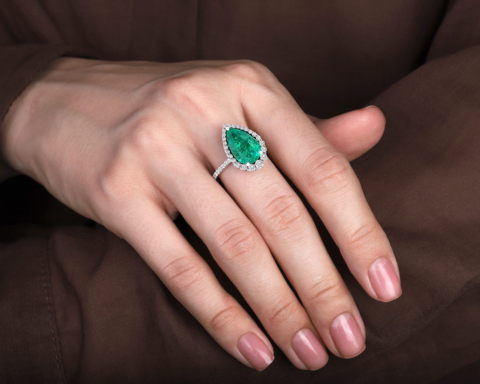 Золотое кольцо с изумрудом Замбия 4.92ct Evgeny Matveev