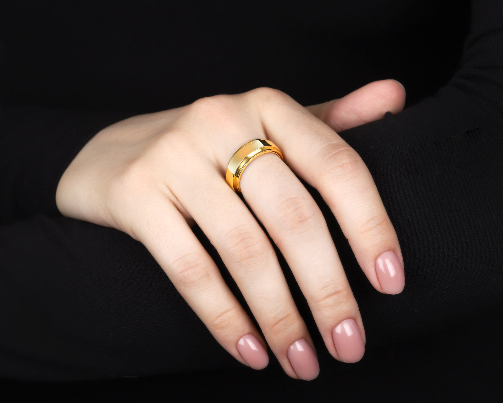 Оригинальное золотое кольцо Piaget Possession