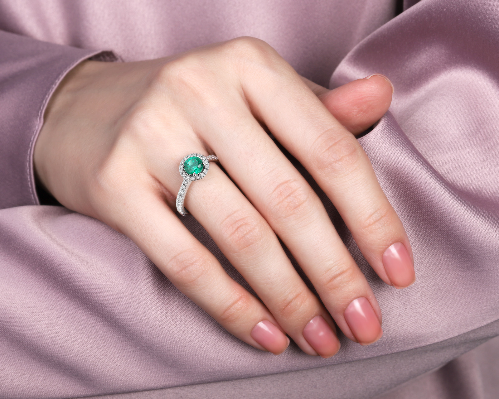 Оригинальное золотое кольцо с изумрудом 0.99ct Constantin Artmayer