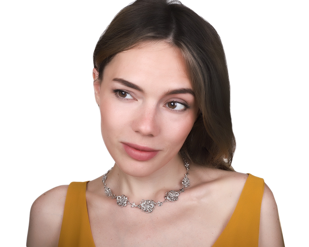 Прекрасное золотое колье с бриллиантами 0.47ct