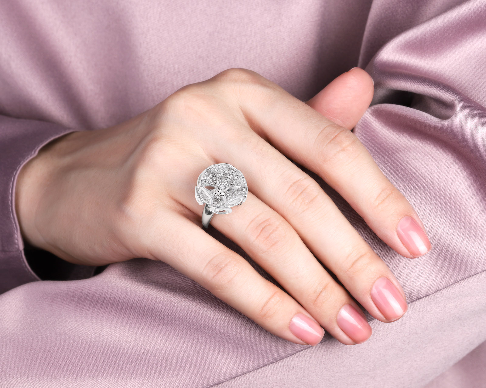 Оригинальное золотое кольцо с бриллиантами 1.10ct Bvlgari Diva`s