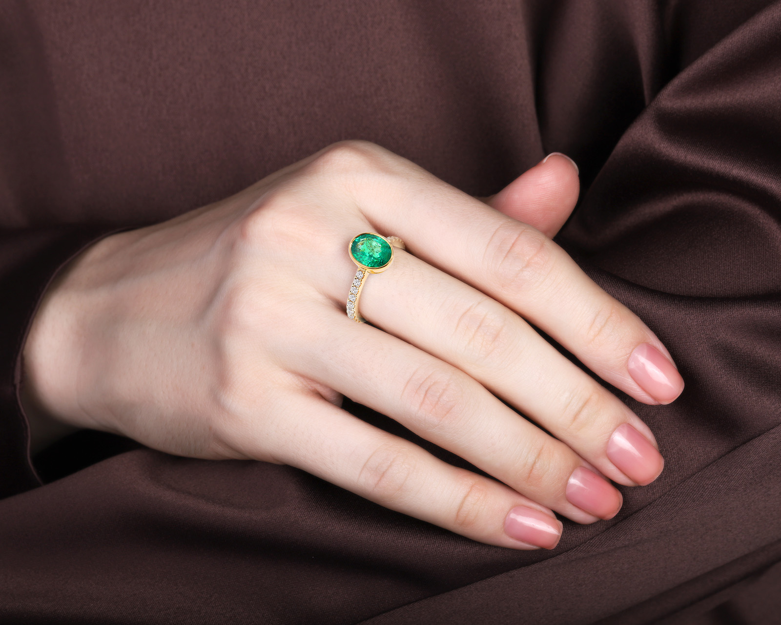 Золотое кольцо с изумрудом Замбия 1.92ct Evgeny Matveev