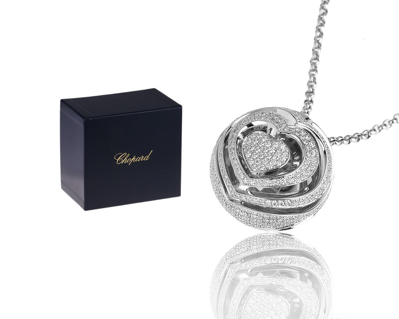 Оригинальный золотой кулон с бриллиантами 2.48ct Chopard