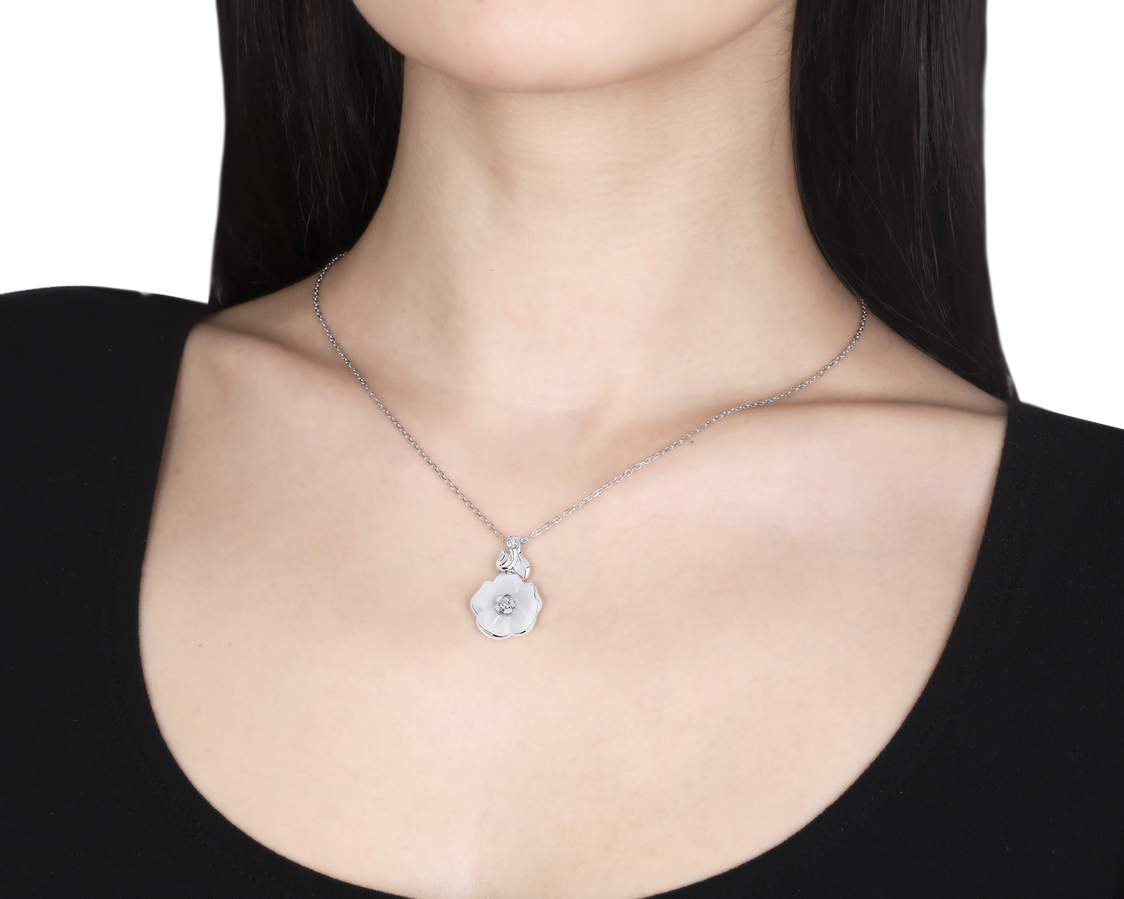 Оригинальный золотой кулон Chanel Camelia Galbe