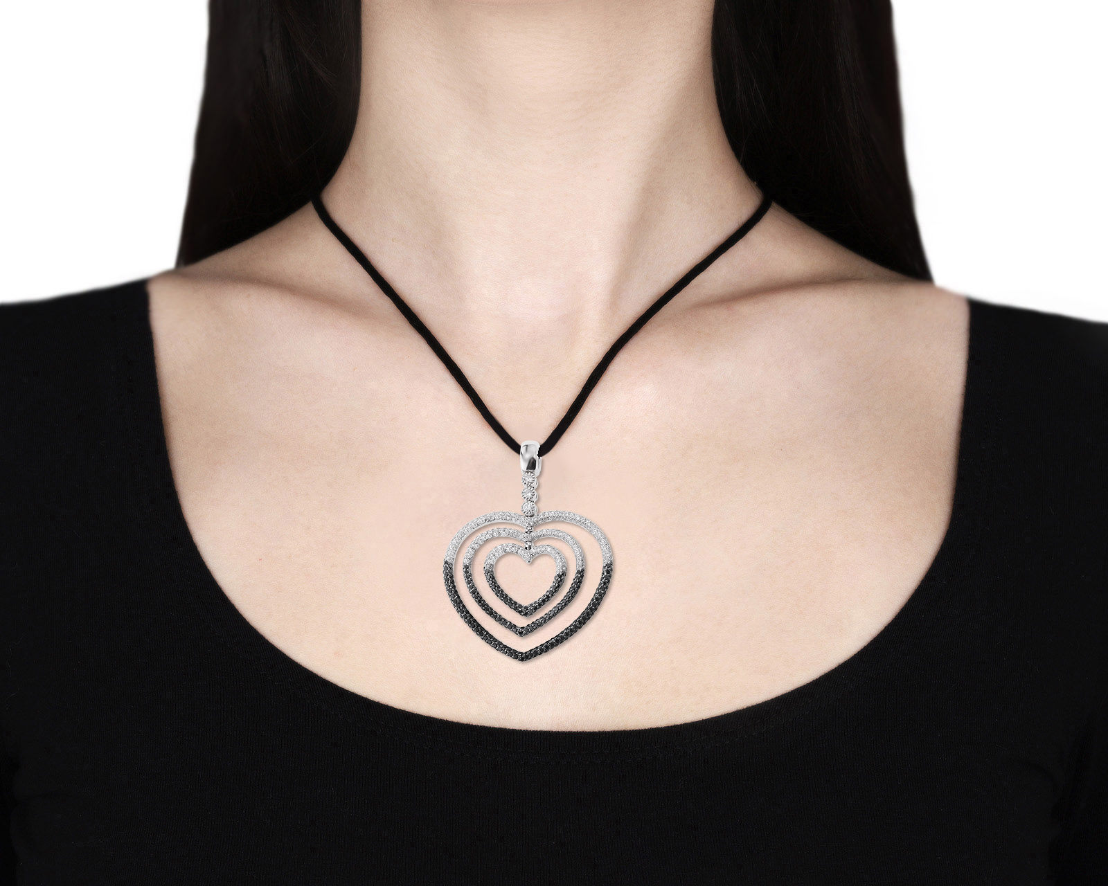 Золотой кулон с бриллиантами 4.00ct