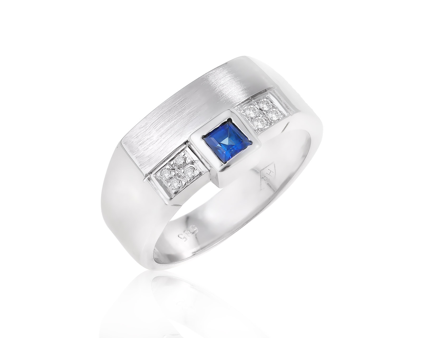 Золотое кольцо с сапфиром 0.18ct и бриллиантами 0.04ct