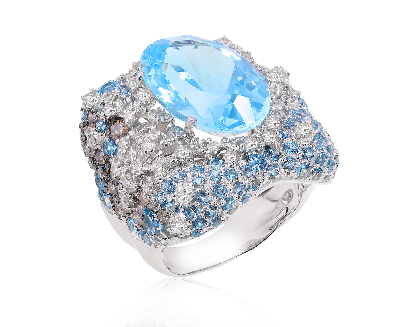 Оригинальное золотое кольцо с топазами 20.70ct Brumani