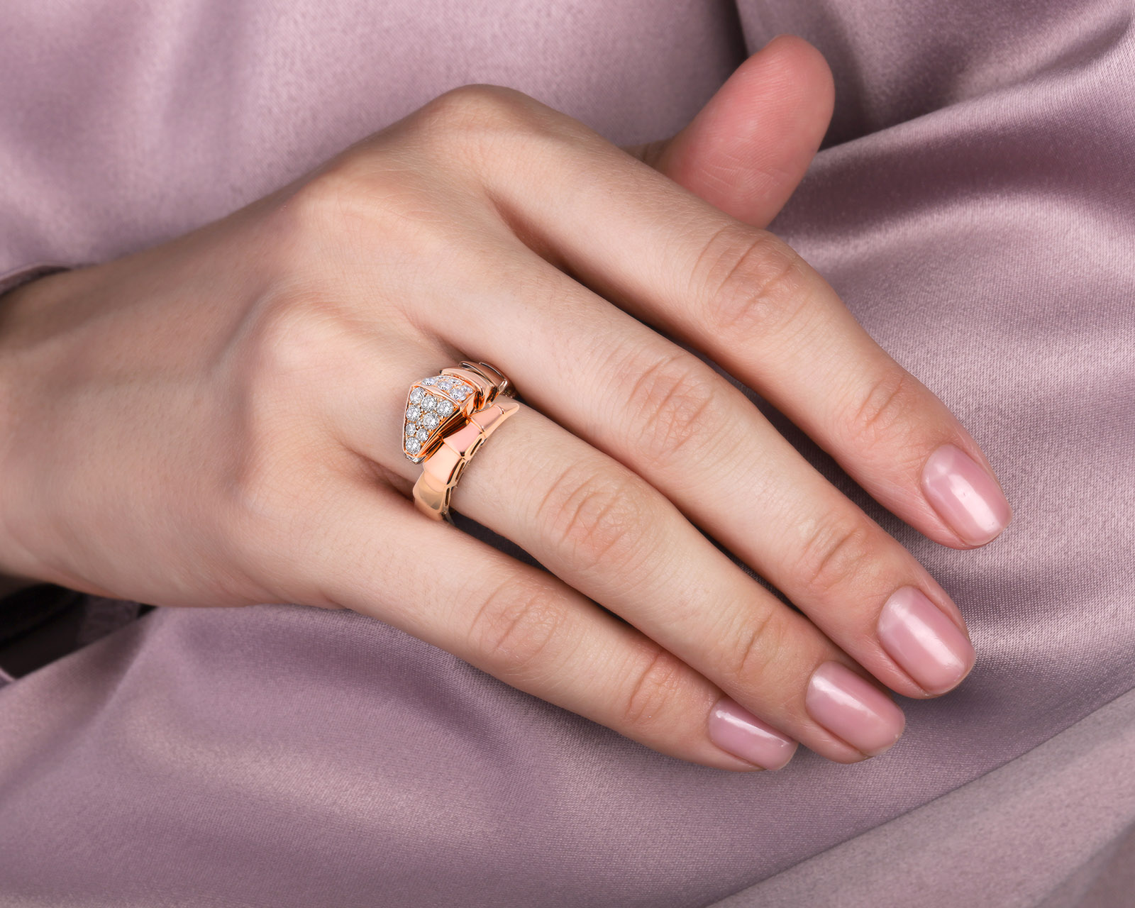 Оригинальное золотое кольцо Bvlgari Serpenti Viper