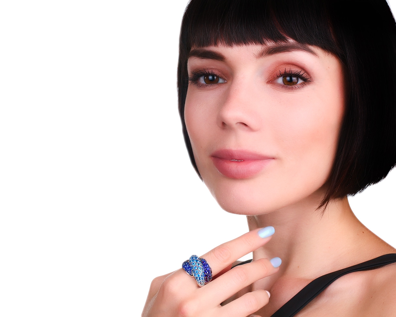 Оригинальное золотое кольцо с топазами и иолитами Damiani